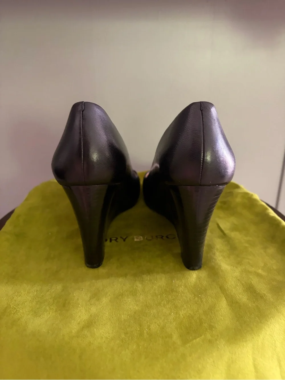 Tory Burch Black Leather Wedge Peep-Toe Pumps with Gold Logo 7.5